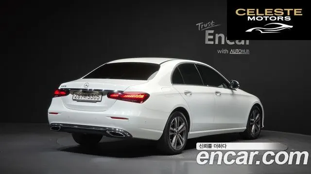 MERCEDES BENZ E-Classe W213 E250 Avantgarde 2023 — photo 2 sur 32