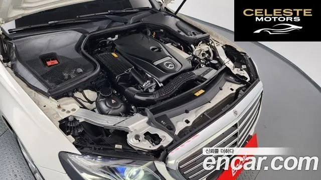 MERCEDES BENZ E-Classe W213 E300 4MATIC Exclusive 2019 — photo 6 sur 37