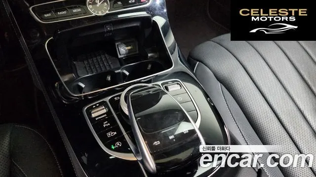 MERCEDES BENZ E-Classe W213 E300 4MATIC Exclusive 2019 — photo 9 sur 37