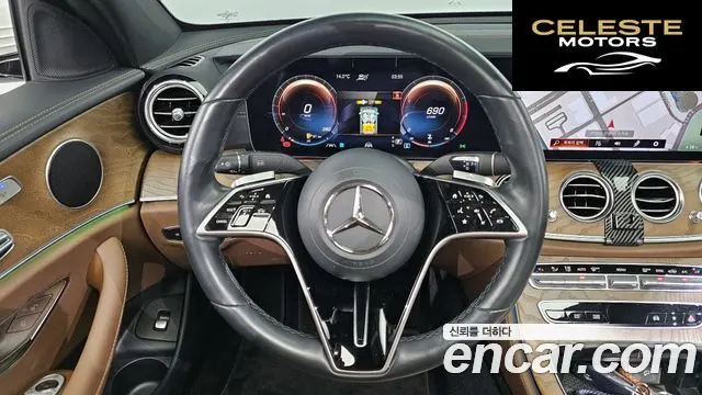 MERCEDES BENZ E-Classe W213 E250 Exclusive 2021 — photo 13 sur 20