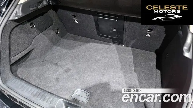 MERCEDES BENZ GLA-Classe X156 GLA220 2019 — photo 30 sur 30