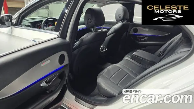 MERCEDES BENZ E-Classe W213 E200 Avantgarde 2018 — photo 17 sur 30