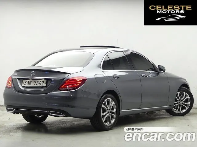 MERCEDES BENZ C-Classe W205 C200 Avantgarde 2017 — photo 4 sur 26