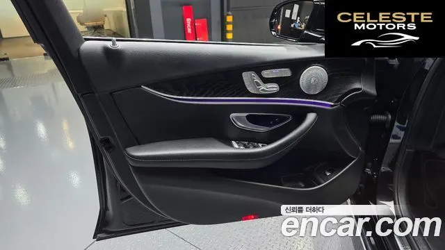 MERCEDES BENZ E-Classe W213 E300 4MATIC Avantgarde 2019 — photo 14 sur 32