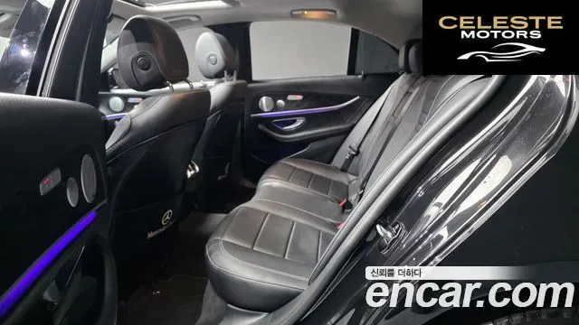 MERCEDES BENZ E-Classe W213 E300 4MATIC Avantgarde 2019 — photo 16 sur 32