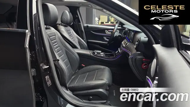 MERCEDES BENZ E-Classe W213 E300 4MATIC Avantgarde 2019 — photo 17 sur 32