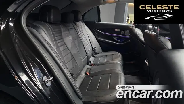 MERCEDES BENZ E-Classe W213 E300 4MATIC Avantgarde 2019 — photo 18 sur 32