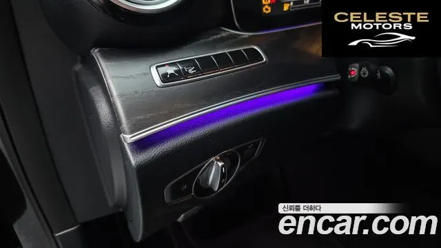 MERCEDES BENZ E-Classe W213 E300 4MATIC Avantgarde 2019 — photo 25 sur 32