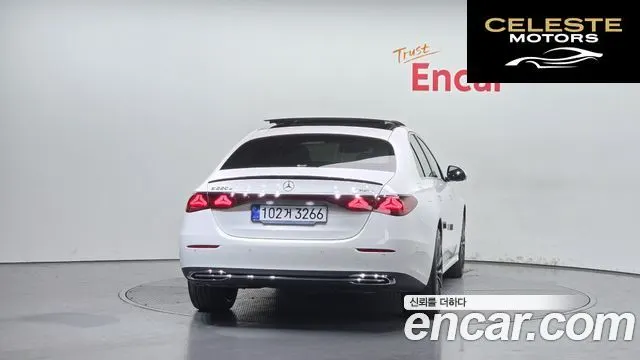 MERCEDES BENZ E-Classe W214 E220d 4MATIC Exclusive 2024 — photo 4 sur 20
