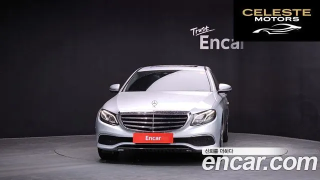 MERCEDES BENZ E-Classe W213 E300 Exclusive 2018 — photo 3 sur 36