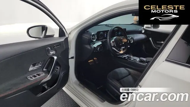 MERCEDES BENZ A-Classe W177 A220 Berline 2020 — photo 12 sur 30