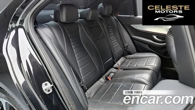 MERCEDES BENZ E-Classe W213 E250 Avantgarde 2020 — photo 18 sur 30