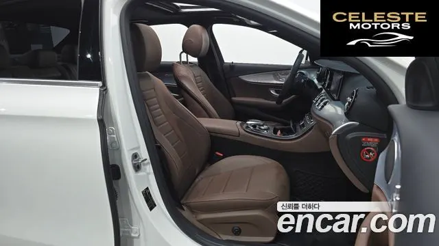 MERCEDES BENZ E-Classe W213 E250 Avantgarde 2020 — photo 17 sur 33