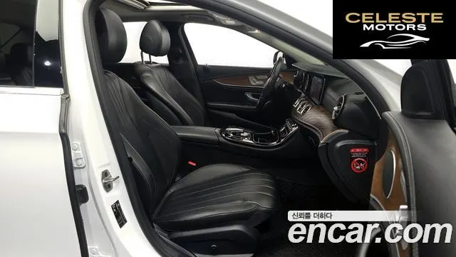 MERCEDES BENZ E-Classe W213 E220d 4MATIC Exclusive 2019 — photo 16 sur 30