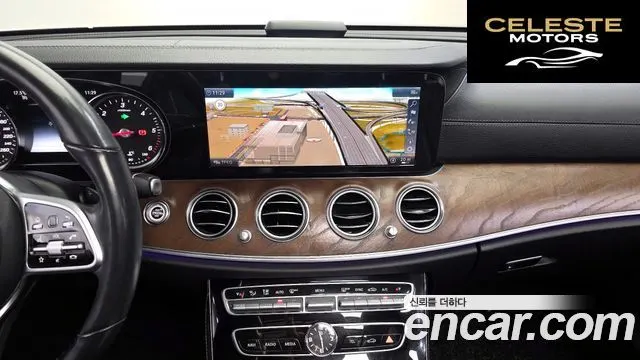 MERCEDES BENZ E-Classe W213 E220d 4MATIC Exclusive 2019 — photo 20 sur 30