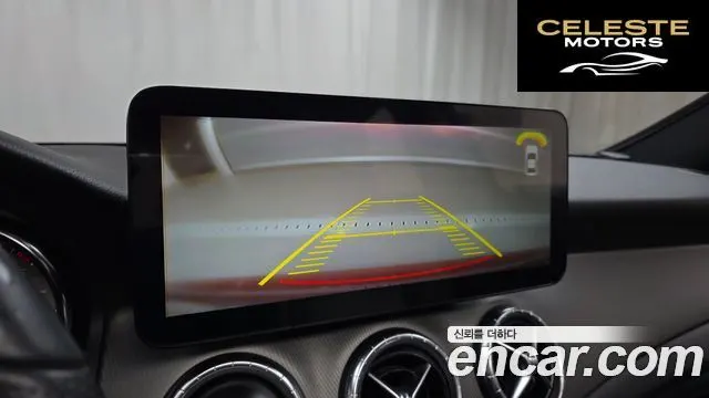 MERCEDES BENZ CLA-Classe C117 CLA200 CDI 2014 — photo 15 sur 20