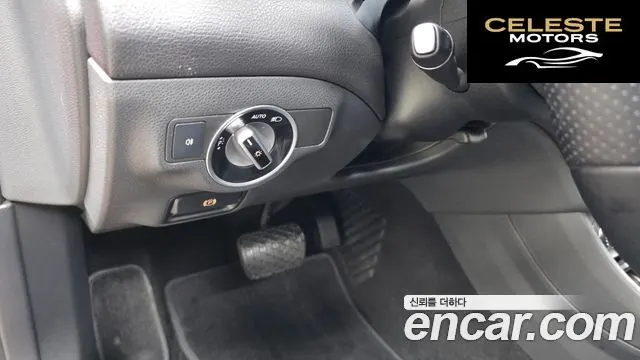 MERCEDES BENZ CLA-Classe C117 CLA200 CDI 2014 — photo 18 sur 20
