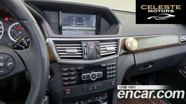 MERCEDES BENZ E-Classe W212 E200 CGI 2013 — photo 14 sur 20