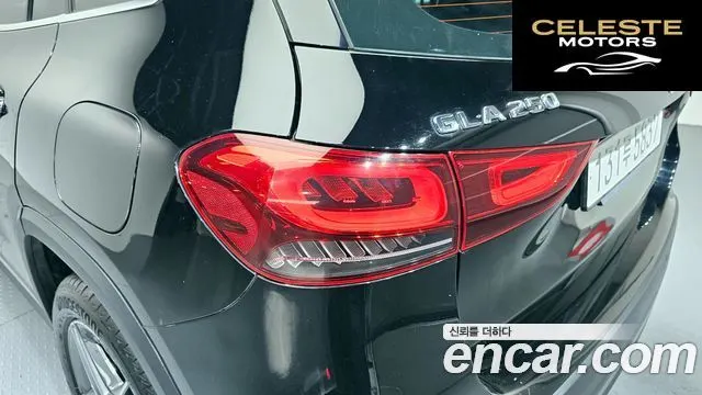 MERCEDES BENZ GLA-Classe H247 GLA250 4MATIC 2021 — photo 9 sur 30