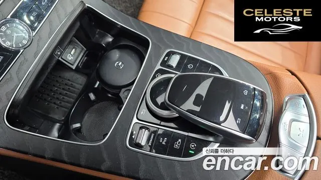 MERCEDES BENZ E-Classe W213 E220d Cabriolet 2019 — photo 18 sur 26