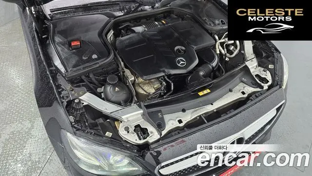 MERCEDES BENZ E-Classe W213 E220d Cabriolet 2019 — photo 6 sur 26
