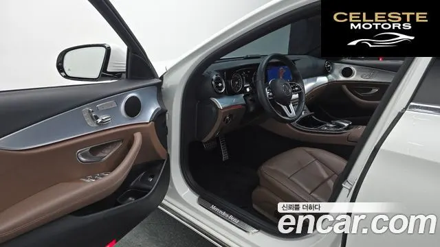 MERCEDES BENZ E-Classe W213 E250 Avantgarde 2020 — photo 13 sur 33