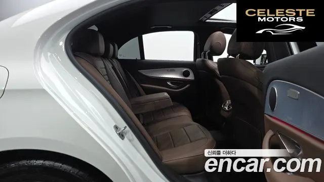 MERCEDES BENZ E-Classe W213 E250 Avantgarde 2020 — photo 18 sur 33