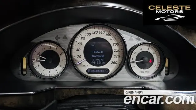 MERCEDES BENZ CLS-Classe W219 CLS350 2010 — photo 10 sur 32