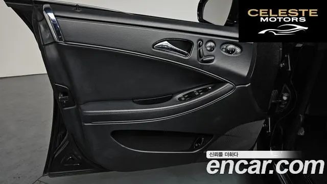 MERCEDES BENZ CLS-Classe W219 CLS350 2010 — photo 13 sur 32