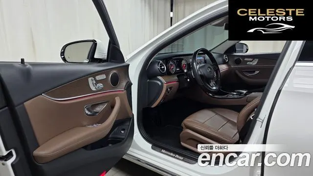 MERCEDES BENZ E-Classe W213 E300 Exclusive 2018 — photo 10 sur 20