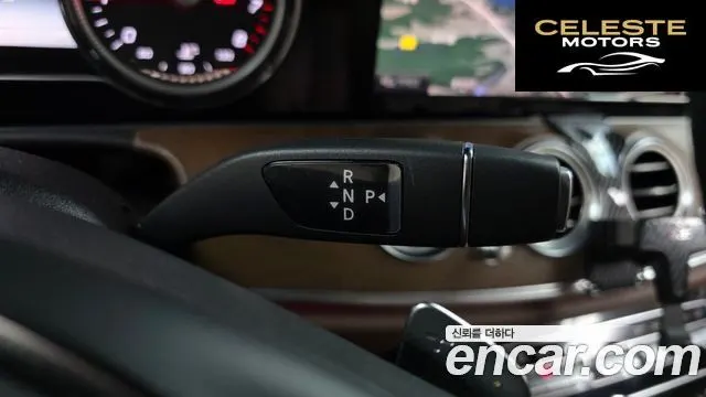 MERCEDES BENZ E-Classe W213 E300 Exclusive 2018 — photo 9 sur 20