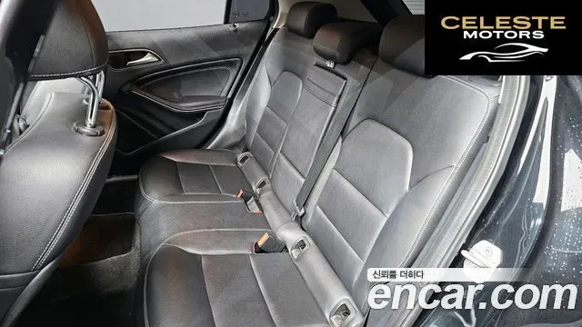 MERCEDES BENZ GLA-Classe X156 GLA200 d 2016 — photo 12 sur 20