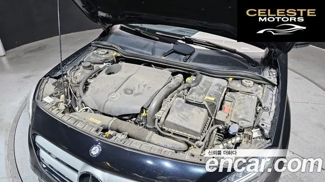 MERCEDES BENZ GLA-Classe X156 GLA200 d 2016 — photo 6 sur 20