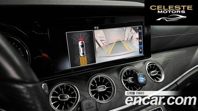 MERCEDES BENZ E-Classe W213 E220d Coupé 2019 — photo 18 sur 20