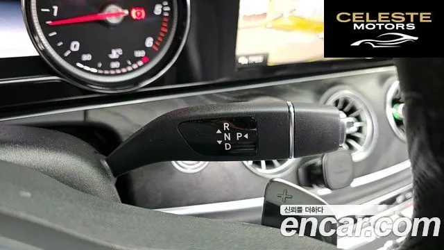 MERCEDES BENZ E-Classe W213 E220d Coupé 2019 — photo 9 sur 20