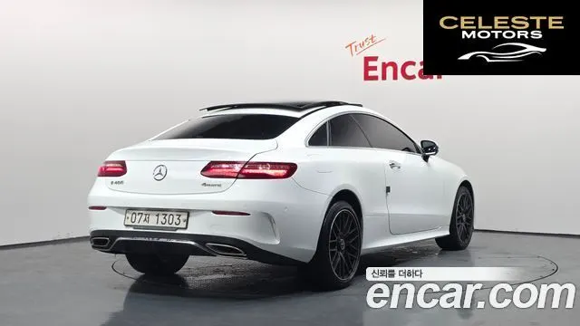 MERCEDES BENZ E-Classe W213 E400 4MATIC Coupé 2017 — photo 2 sur 20