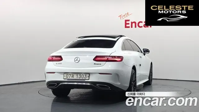 MERCEDES BENZ E-Classe W213 E400 4MATIC Coupé 2017 — photo 4 sur 20
