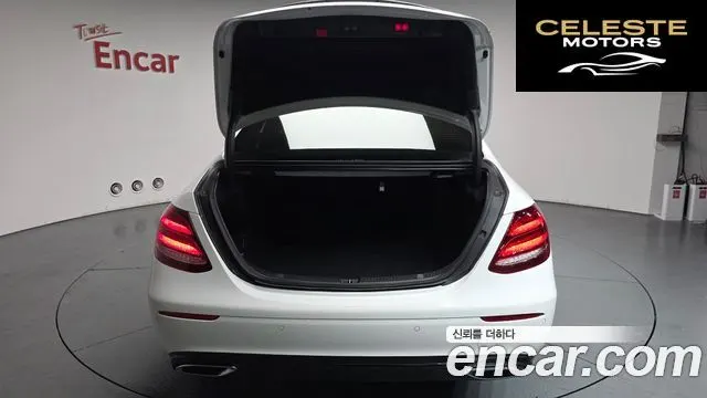 MERCEDES BENZ E-Classe W213 E250 Avantgarde 2020 — photo 25 sur 31
