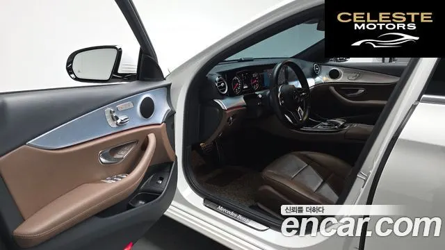 MERCEDES BENZ E-Classe W213 E250 Avantgarde 2020 — photo 9 sur 31
