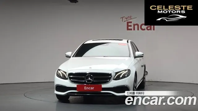 MERCEDES BENZ E-Classe W213 E250 Avantgarde 2020 — photo 2 sur 31