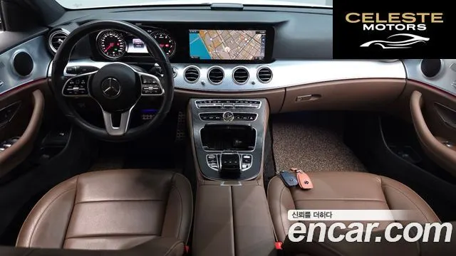 MERCEDES BENZ E-Classe W213 E250 Avantgarde 2020 — photo 9 sur 31