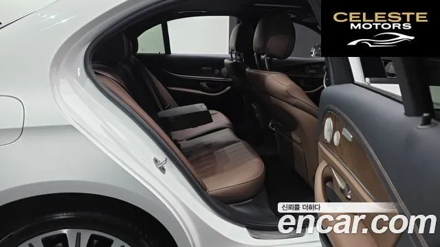 MERCEDES BENZ E-Classe W213 E300e 4MATIC Exclusive 2023 — photo 18 sur 42