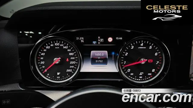 MERCEDES BENZ E-Classe W213 E250 Avantgarde 2020 — photo 11 sur 30