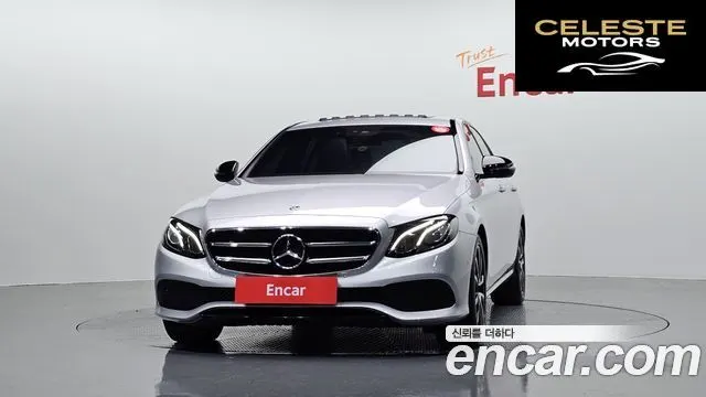 MERCEDES BENZ E-Classe W213 E250 Avantgarde 2020 — photo 3 sur 30