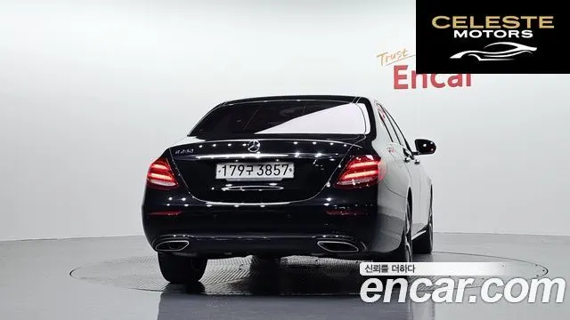 MERCEDES BENZ E-Classe W213 E250 Avantgarde 2020 — photo 4 sur 30