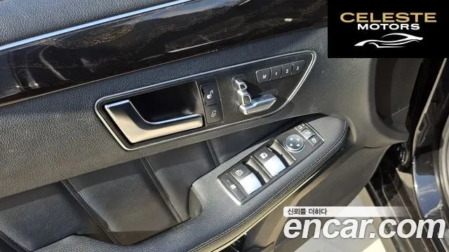 MERCEDES BENZ E-Classe W212 E220 CDI Avantgarde 2014 — photo 17 sur 20
