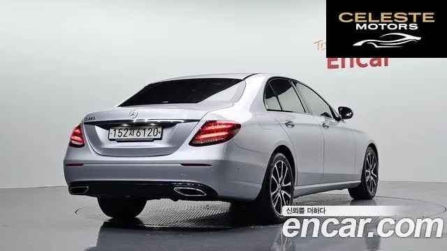 MERCEDES BENZ E-Classe W213 E250 Avantgarde 2020 — photo 2 sur 30