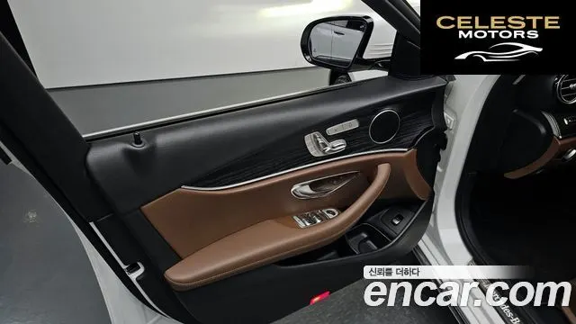 MERCEDES BENZ E-Classe W213 E220d Avantgarde 2019 — photo 13 sur 31