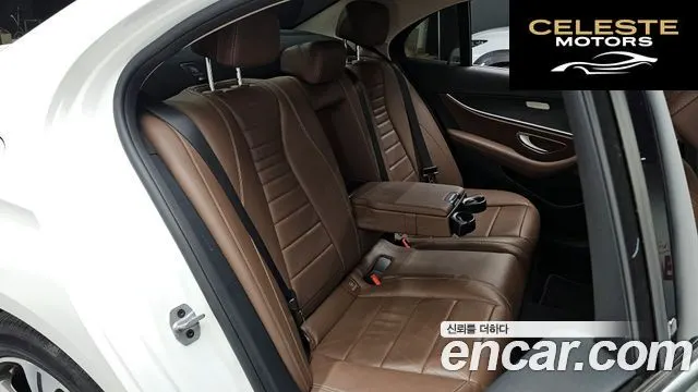 MERCEDES BENZ E-Classe W213 E220d Avantgarde 2019 — photo 15 sur 31