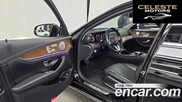 MERCEDES BENZ E-Classe W213 E300 4MATIC Exclusive 2020 — photo 13 sur 41